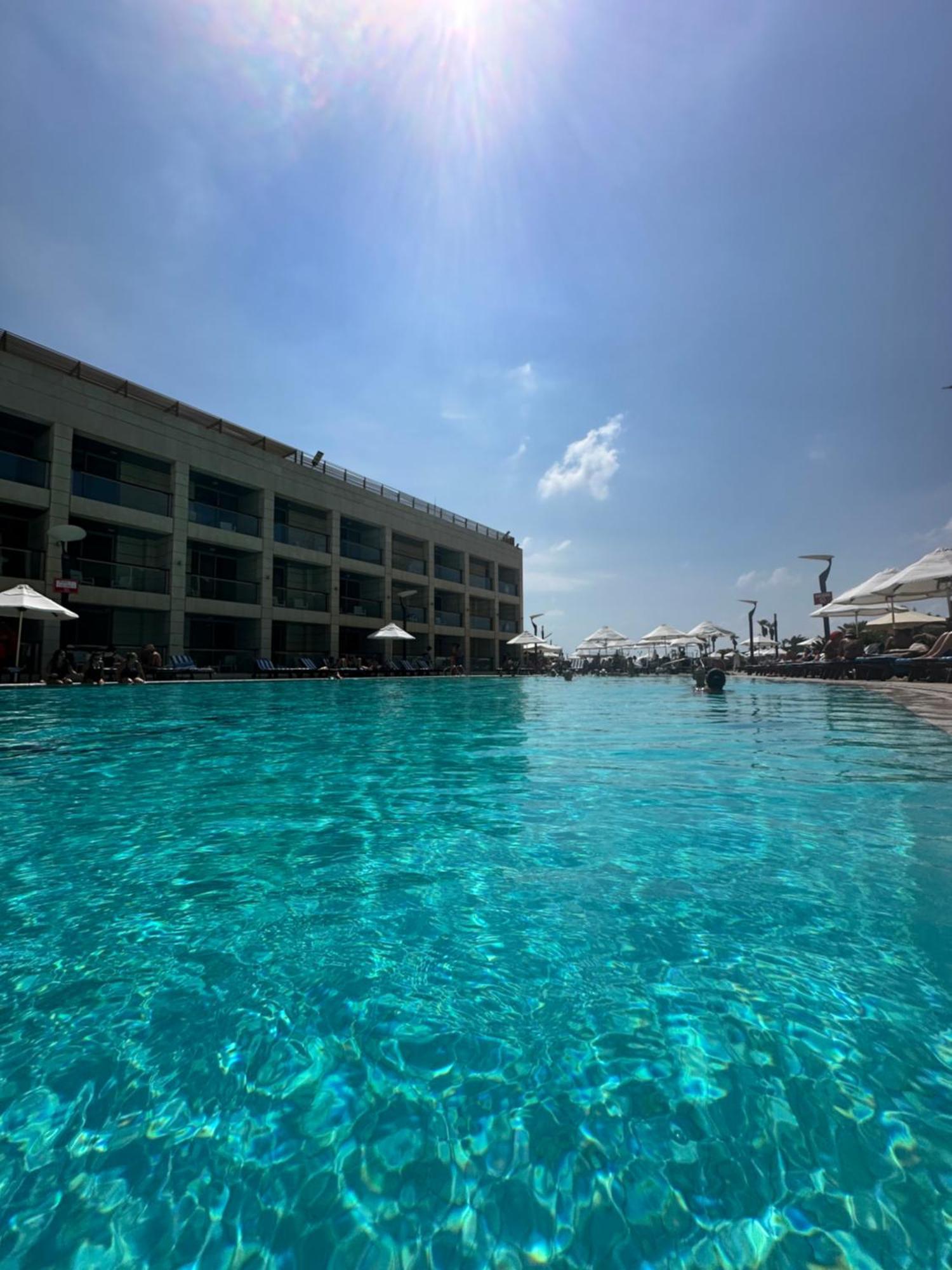 Coral Beach Hotel And Resort Бейрут Экстерьер фото