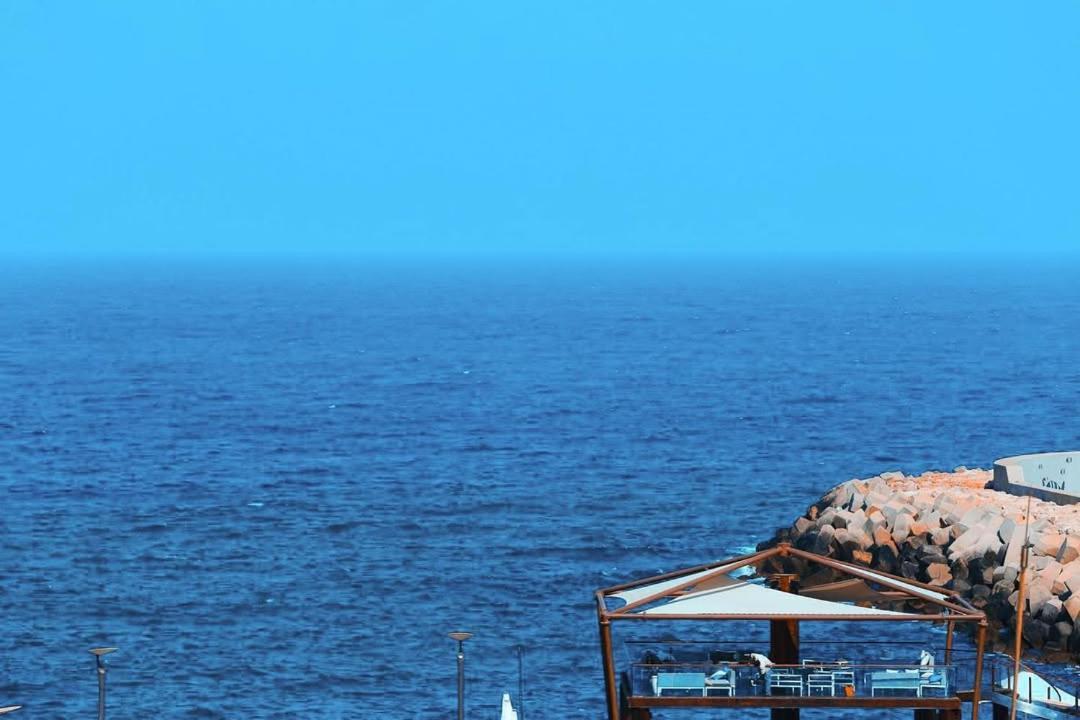 Coral Beach Hotel And Resort Бейрут Экстерьер фото
