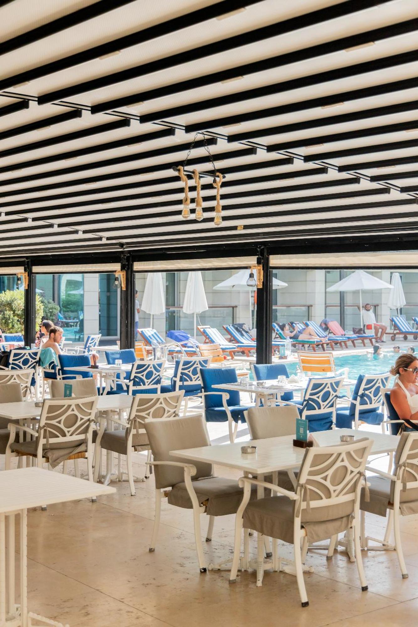 Coral Beach Hotel And Resort Бейрут Экстерьер фото